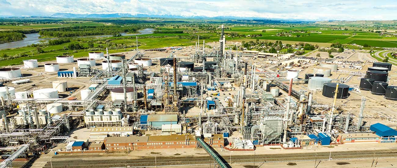 aerial view of CHS refinery in Laurel, MT